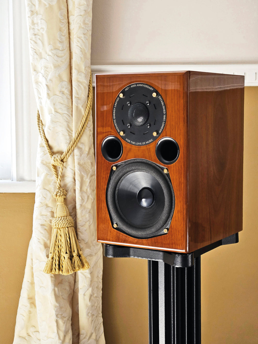 Acoustic Energy AE1 40th Anniversary Edition | TweekGeek