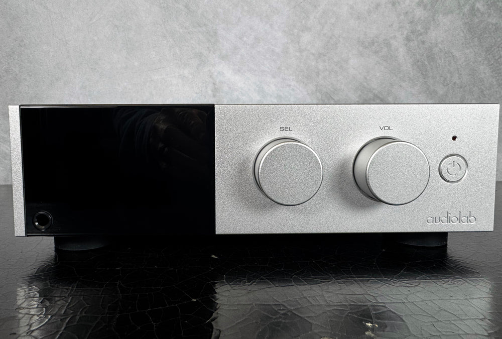 Used Audiolab D9